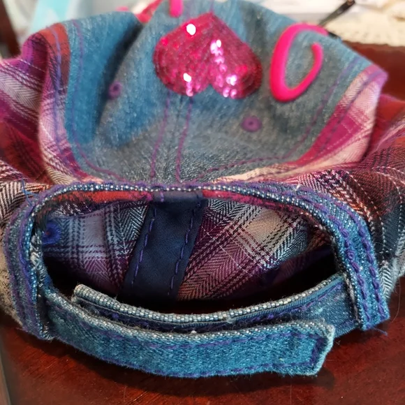 Adjustable I Love Mickey hat - Picture 6 of 6